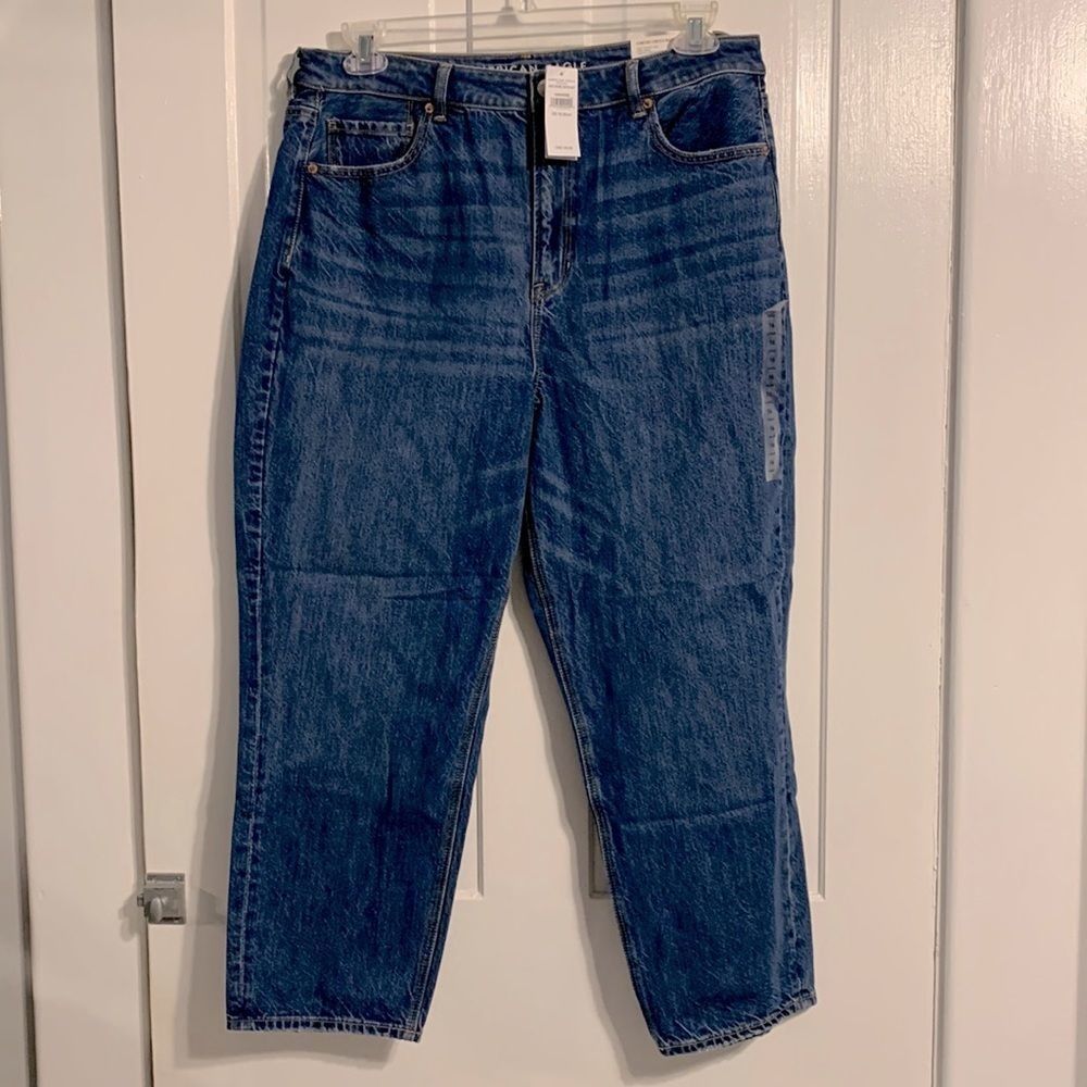 NWT American Eagle Mom Straight Jean Comfort Stretch Waistband 16 Short